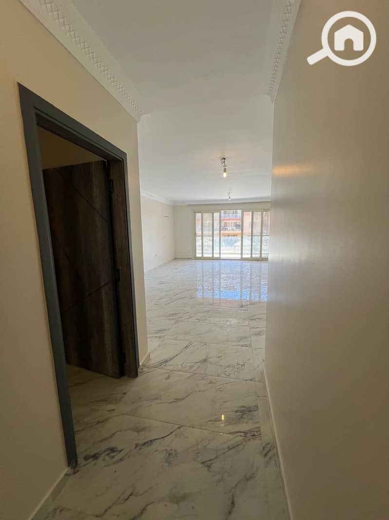 3 59737fb6-647e-4283-be82-bb01db6a2324. jpg