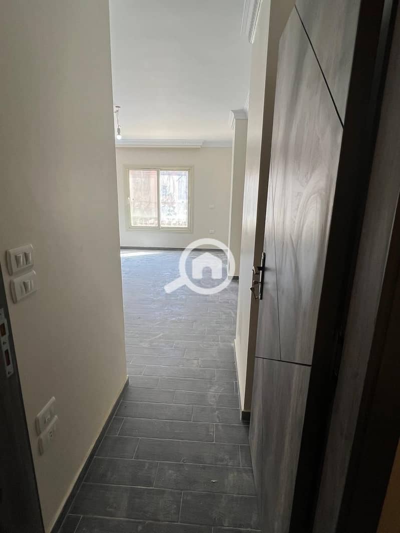 7 7d676567-3a31-4096-bfe5-9c5d566fe6e6. jpg