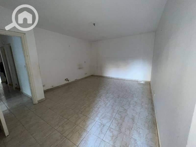 7 a5919a42-3cce-410e-a842-cc9971f0d250. jpeg