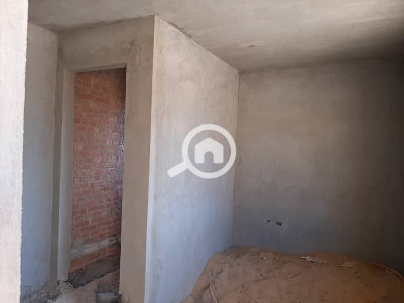 9 4b6d7e0a-2fe9-44b0-9155-44bf194bd28e. jpg