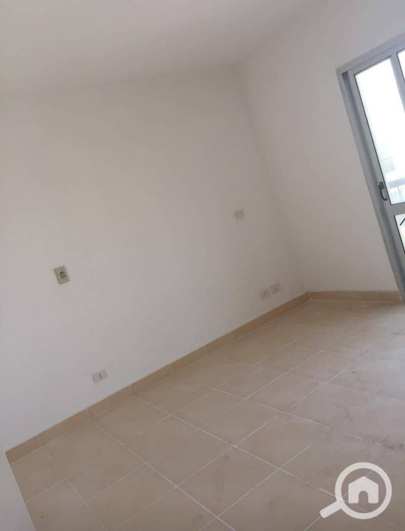 6 339b9b22-839b-4ca3-98ad-0234f6e32026. jpeg