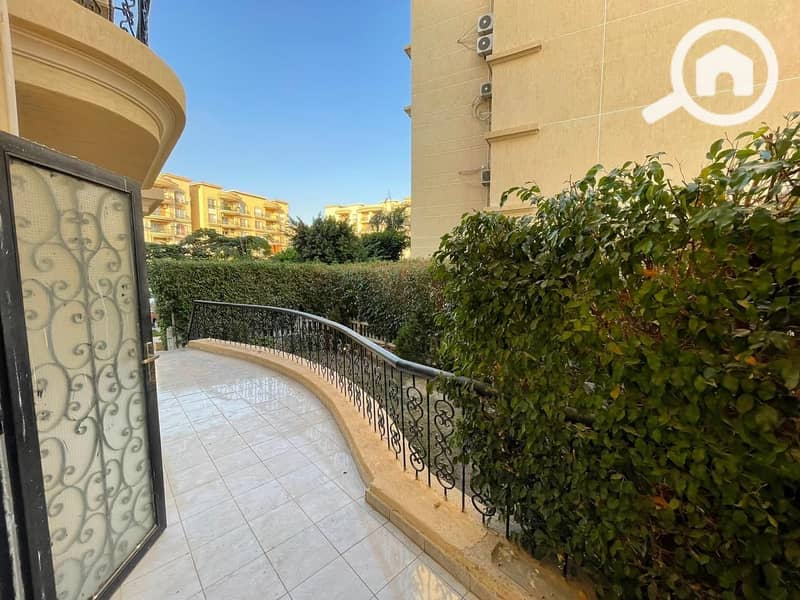 2 039368bd-b14d-4e0f-afc7-3f4851140ad8. jpeg