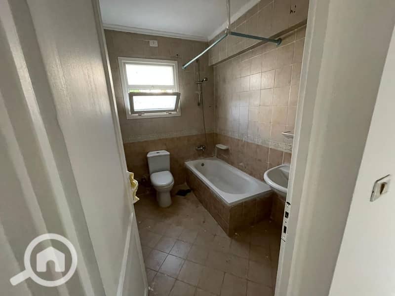 9 ace1c1ff-4ff7-4e64-b523-8f9806835a34. jpeg