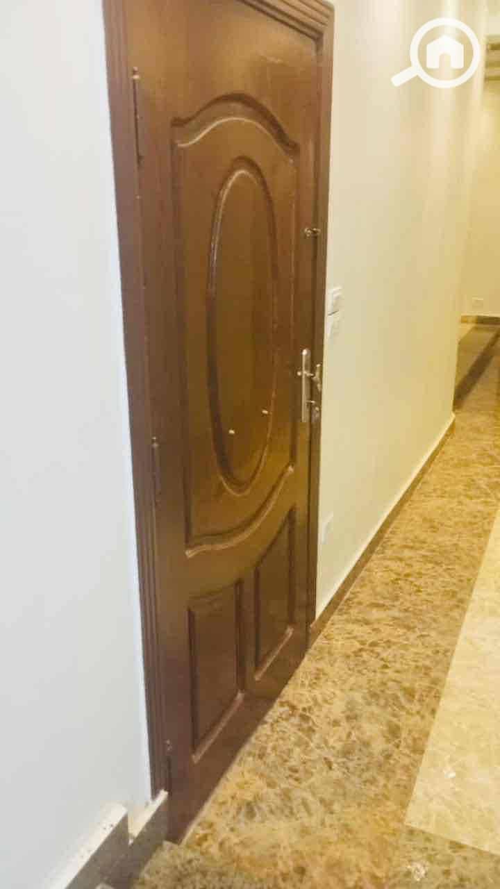 7 a4381a6e-fa39-42ca-b44a-9e4d2b192548. jpg