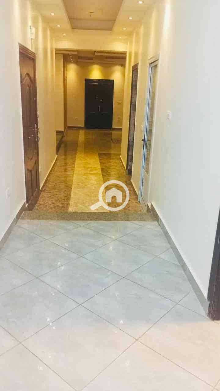 11 1825d25b-6676-4b67-9fac-c0cb42aec7c1. jpg