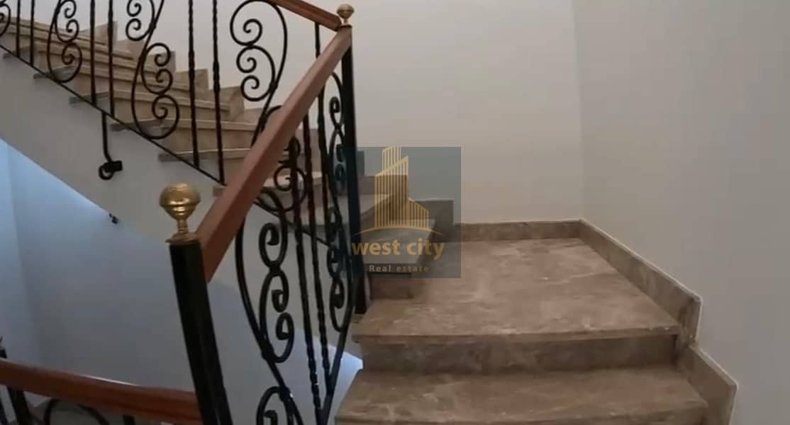 10 IMG-20251120-WA0081(1). jpg