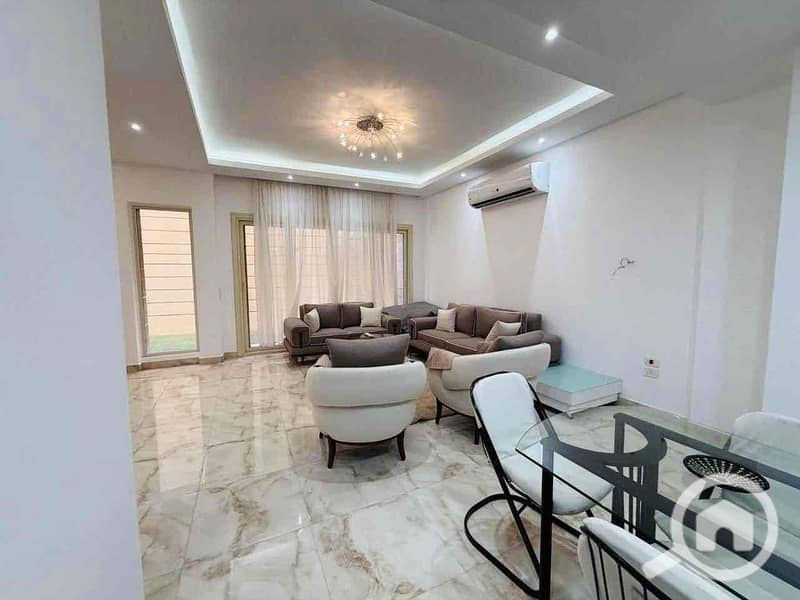 2 d031069d-e74c-43fb-a05d-723315223be1. jpg