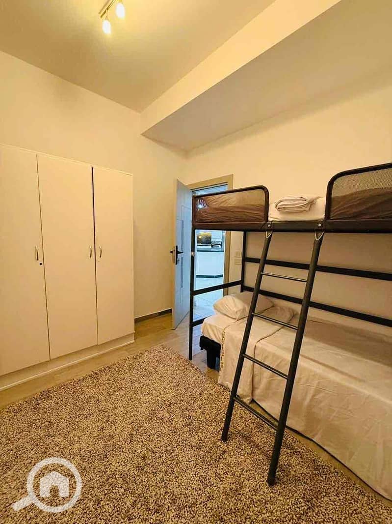 6 7a44696b-c0fd-4716-a0ea-2a542ec664b7. jpg