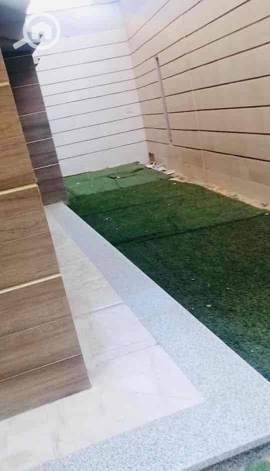 10 feae15ed-59c1-4629-a771-681a0c007b97. jpg