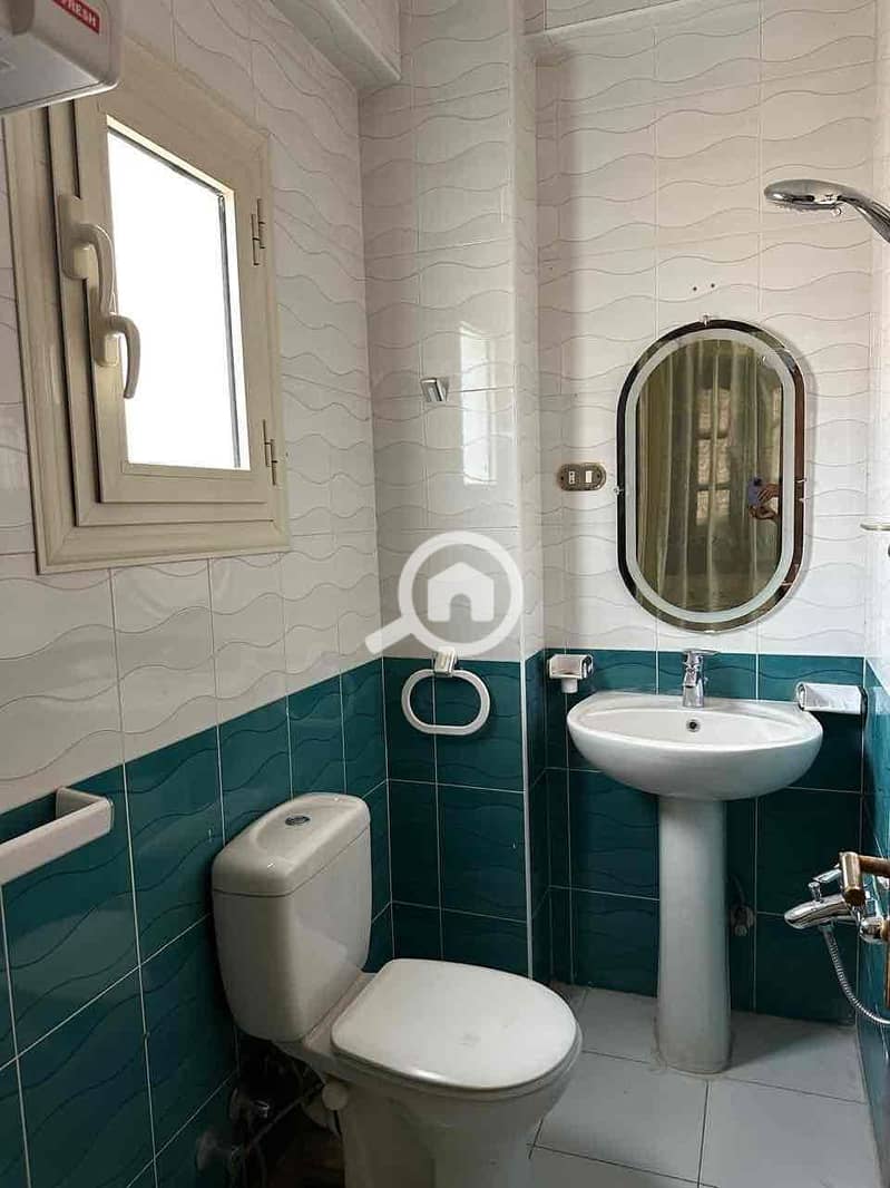 13 912ae877-9e7d-446d-88e2-3a4bfd75ef86. jpg