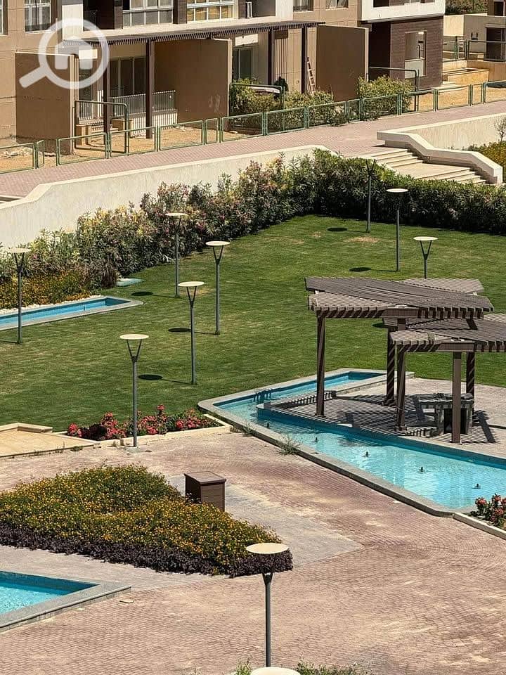 9 485043711_2027439401054958_6629456358327108858_n. jpg