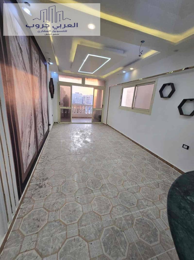 8 caf0e503-0331-4420-a25e-3c1f3aac0147. jpg