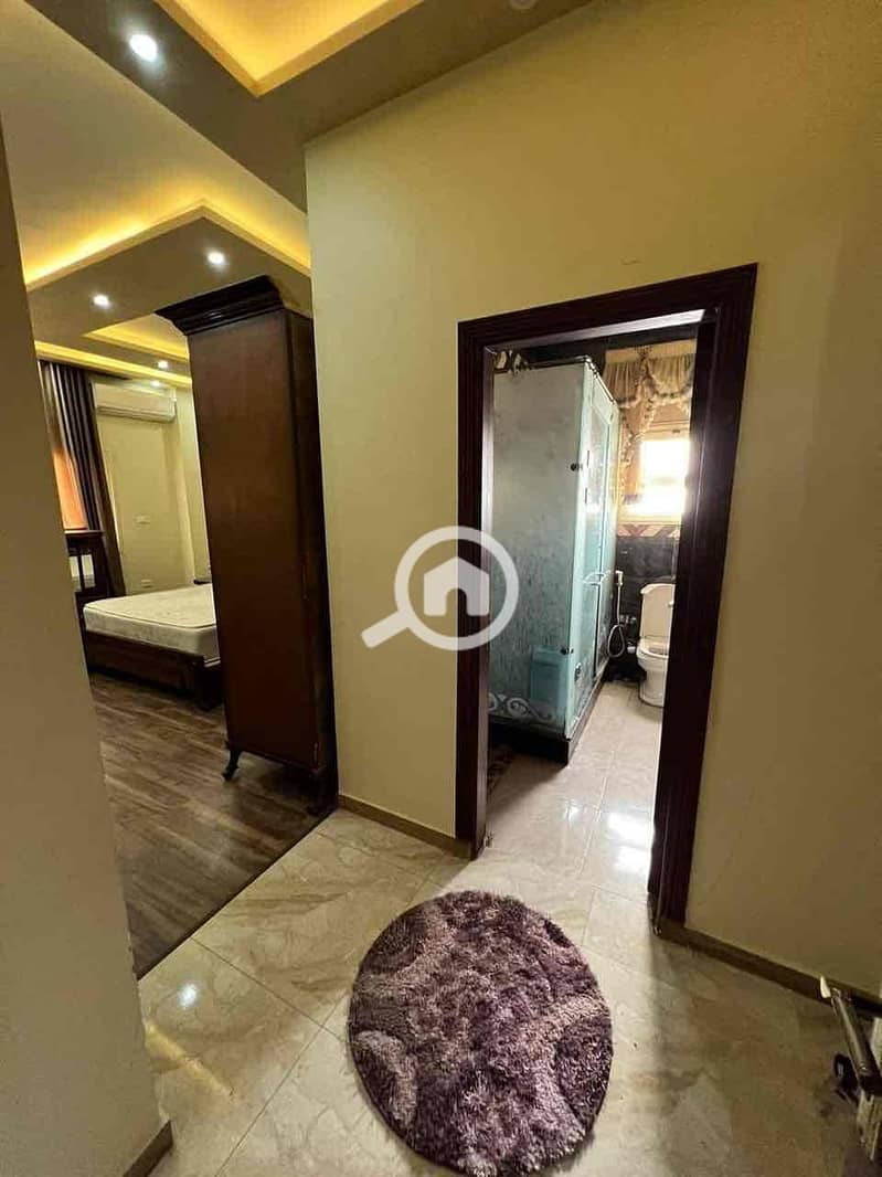 8 c341f5e8-a614-4b97-9b06-671a063cd65d. jpg