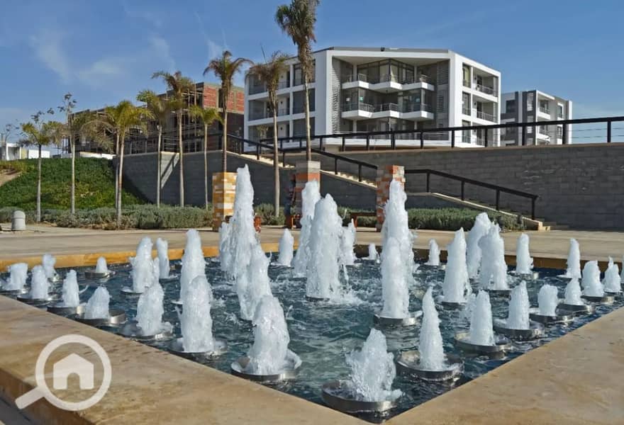 10 a321a05d-e395-4203-98b9-0d40171fd1a4. jpg