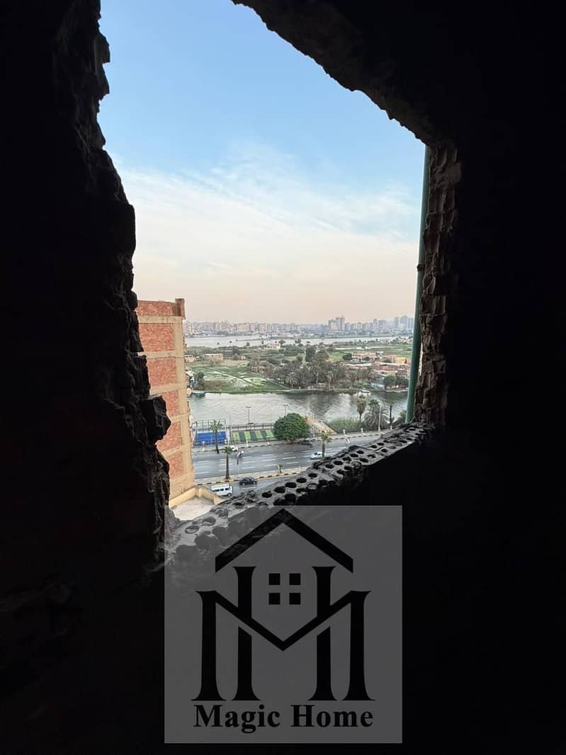 3 b9dea51d-5610-4f93-8f66-fe8bee8a3097. jpg