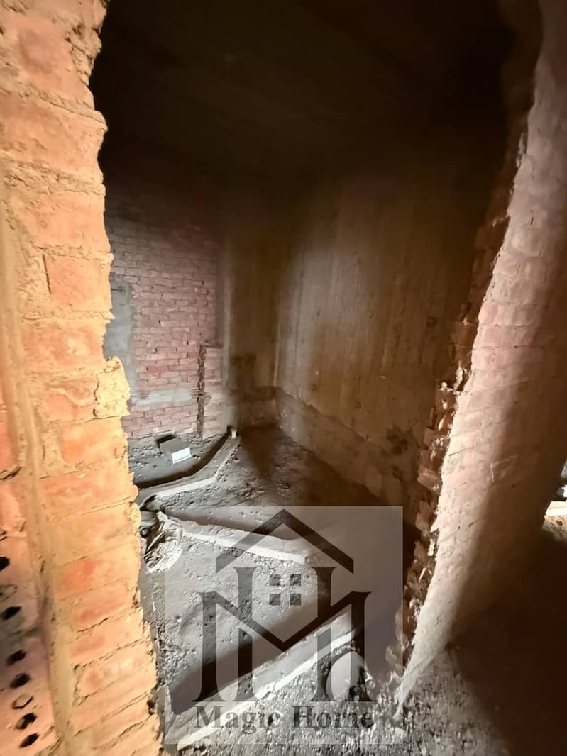 9 58ab717c-fab9-4de9-aa37-34a94a314b42. jpg