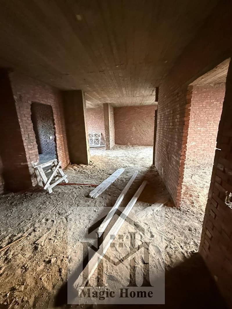 10 4674b4c7-40e6-471a-85c7-126c80650a6d. jpg