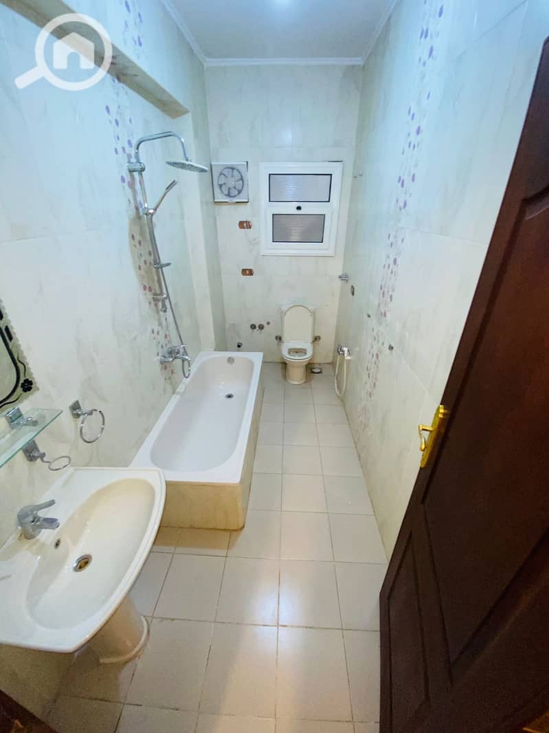 10 IMG-20251110-WA0372(1). jpg