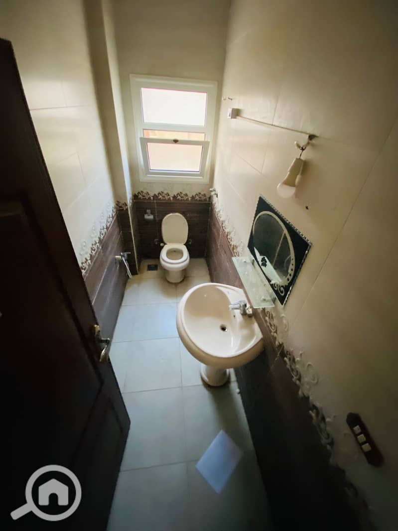 11 IMG-20251110-WA0386. jpg