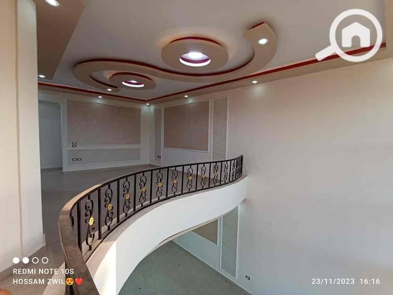 3 84763463-2b2a-4321-bd77-6fe9efd807bc. jpg