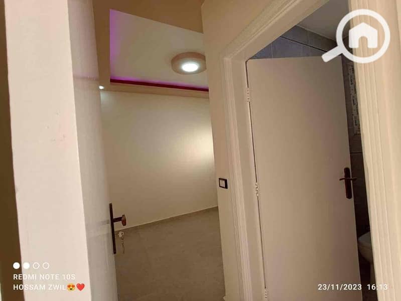 13 24ba190c-ad17-459d-a6e3-efb70efd8fac. jpg