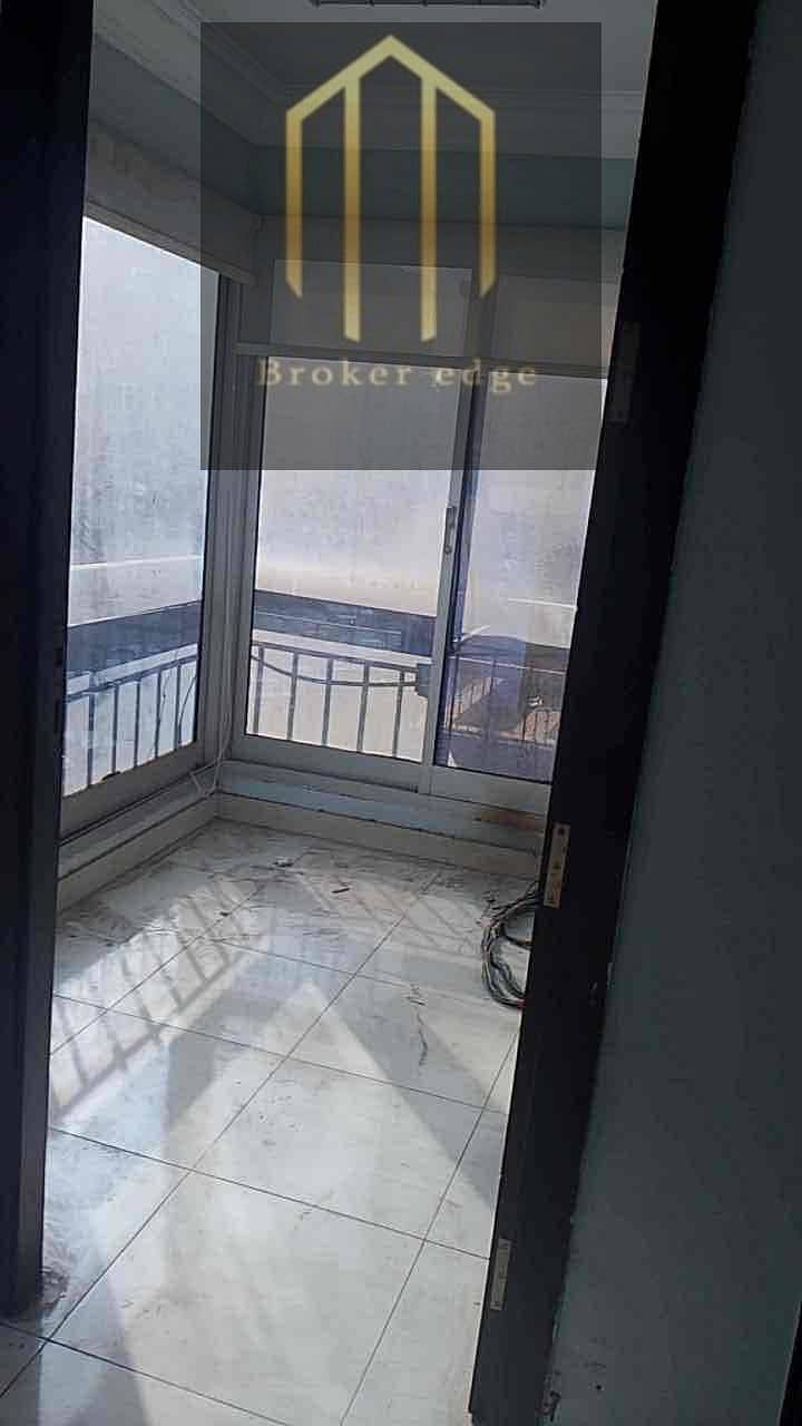 4 7227a060-182d-44c6-a317-8308c9fc0e6d. jpg