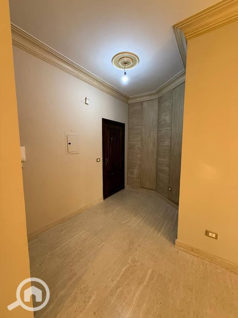 4 WhatsApp Image 2025-11-23 at 00.19. 00 (2). jpeg