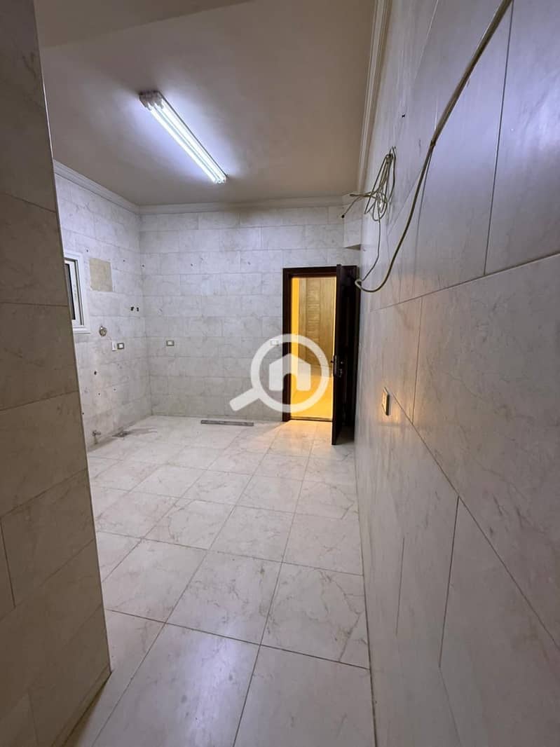 6 WhatsApp Image 2025-11-23 at 00.19. 00 (4). jpeg