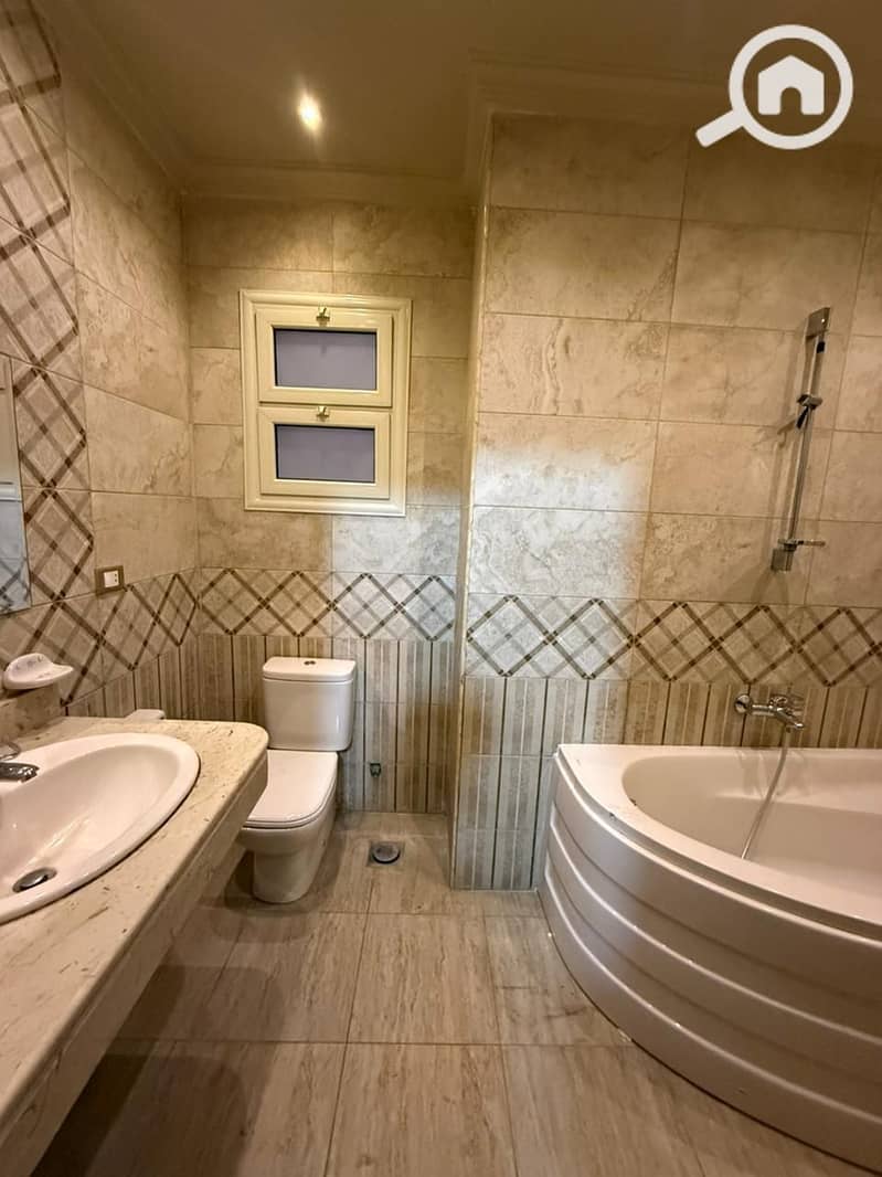 12 WhatsApp Image 2025-11-23 at 00.19. 01 (2). jpeg