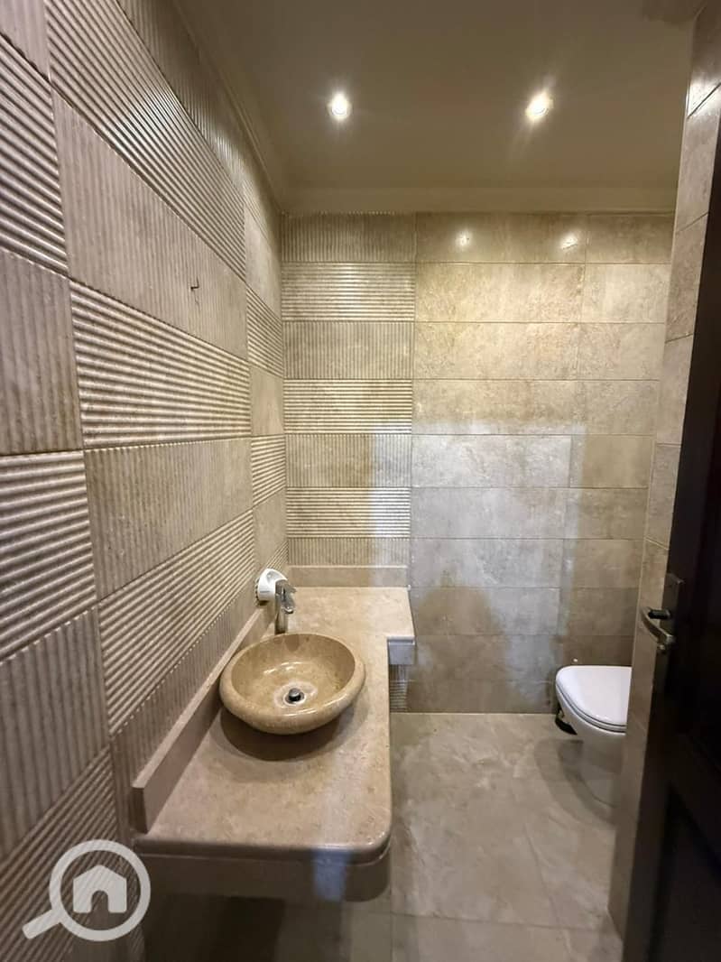 19 WhatsApp Image 2025-11-23 at 00.19. 01. jpeg