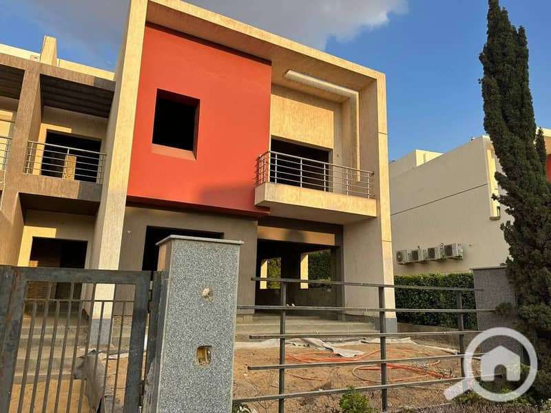 2 WhatsApp Image 2025-11-09 at 16.19. 46 (5). jpeg