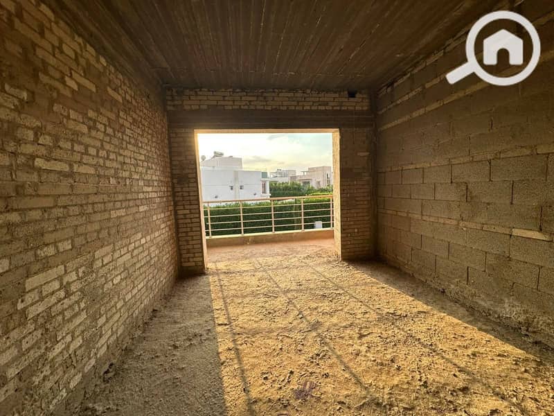 4 WhatsApp Image 2025-11-09 at 16.19. 46 (2). jpeg