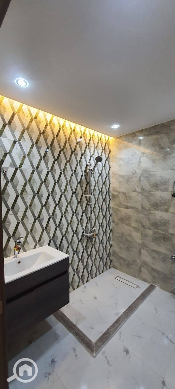 5 IMG-20251119-WA0067. jpg