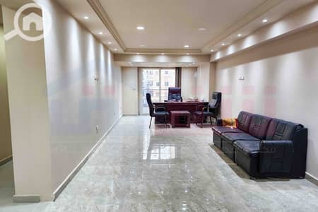 مکتب  للبيع في سموحة، الإسكندرية - WhatsApp Image 2025-11-20 at 4.19. 58 PM. jpg