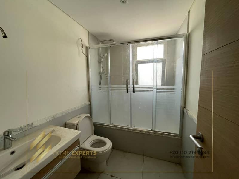 16 f5b69f6e-bed8-4fc5-8461-dc54fd05d463. jpg