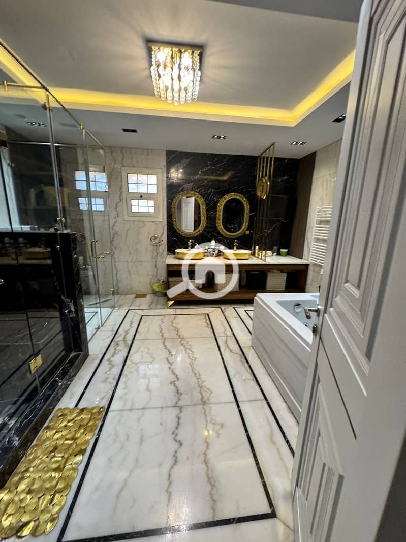 26 48a826b0-98c6-430b-98fa-2e561d328cf1. jpeg