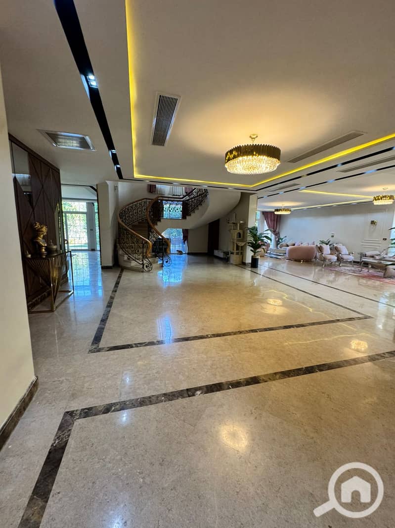 50 047055f0-3970-4ac8-9b25-3b02decf4565. jpeg