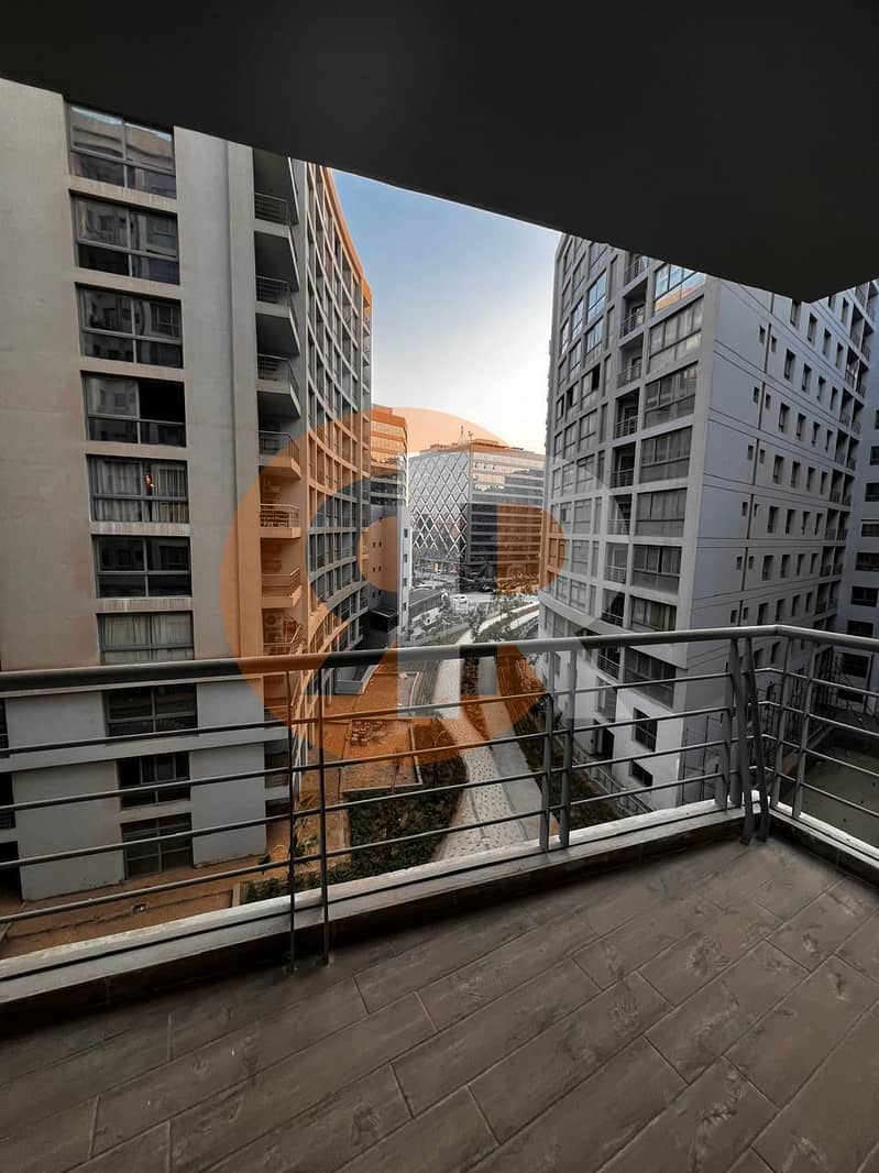 11 f1cf4aa1-4e5d-4947-bff3-aab4dc8bc645. jpg