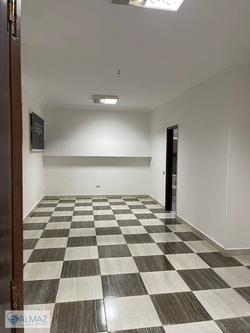 6 WhatsApp Image 2025-10-09 at 3.33. 15 PM. jpeg