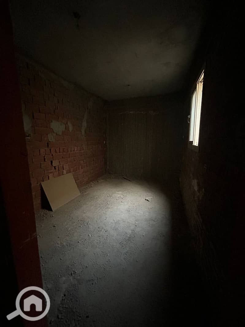 5 WhatsApp Image 2025-10-27 at 20.50. 26 (1). jpeg