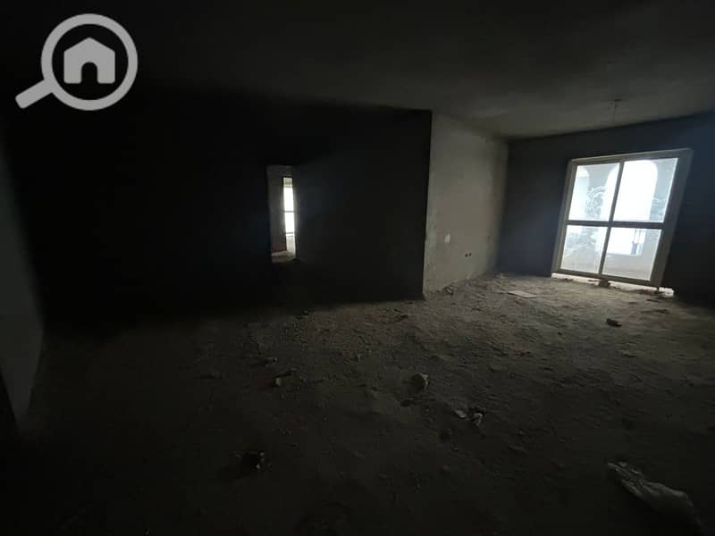 9 WhatsApp Image 2025-10-27 at 20.50. 25 (3). jpeg