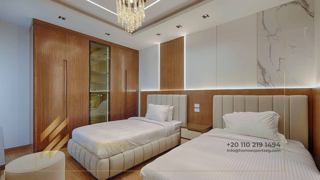 12 39f65d09-1c9b-410e-a22e-68b29d684907. jpg