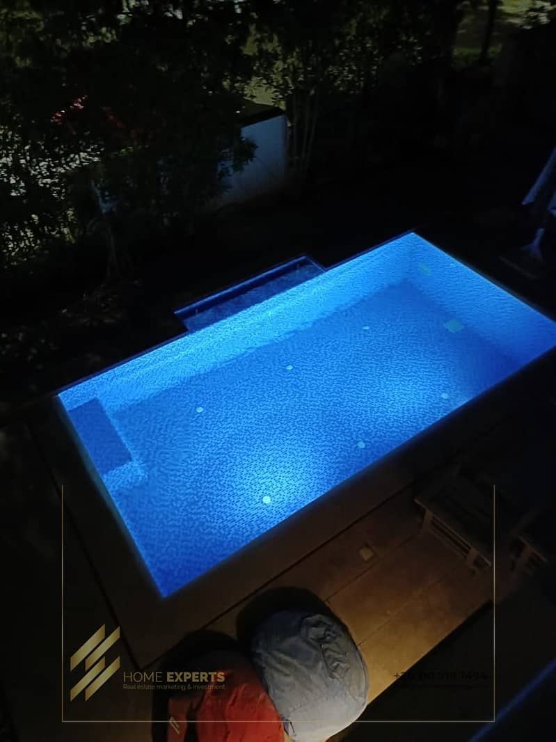 17 b68eca8d-3254-4e03-a14a-0eefdcfe8b3c. jpg