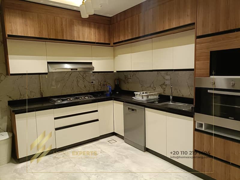 18 e3ad2844-4794-4263-9ca7-13cb301c0ba5. jpg