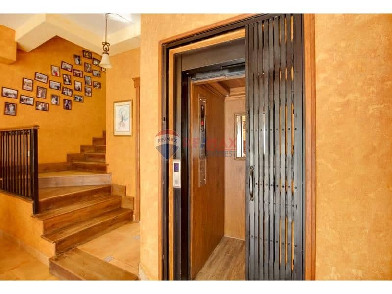 4 eb9bff0e-78ae-4a19-847b-c2cd9054b8a7. jpg