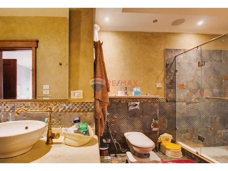 14 baef02aa-9097-4590-aaa3-81fb3e4e4615. jpg