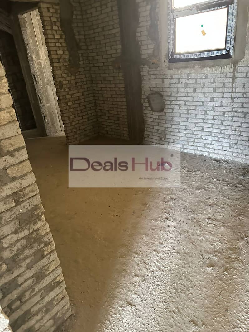 10 0c39069b-b7f3-430b-a1e5-6aed8f4ee4aa. jpg