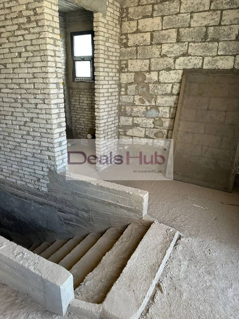 17 72cb0f30-b1c0-4fe0-bf34-042dbb4c8ea4. jpg