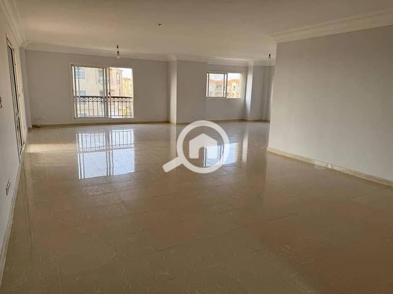 10 53676ee6-29df-4b85-b105-31d2bbb4fc2a. jpg