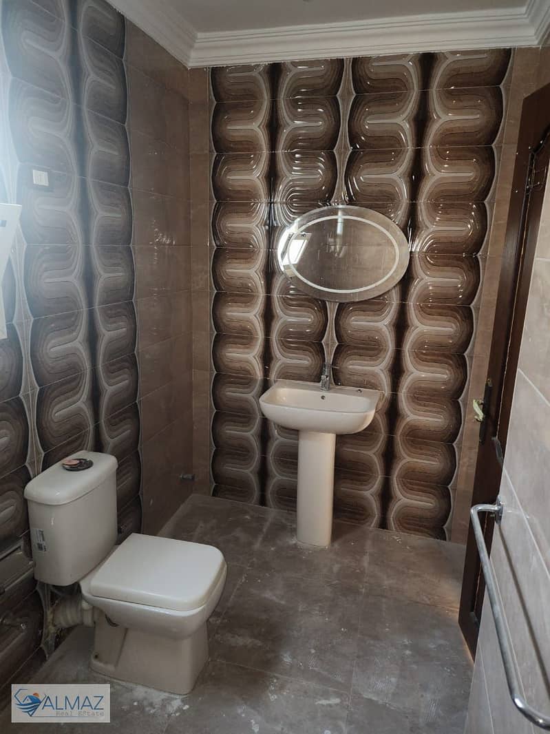 16 WhatsApp Image 2025-11-23 at 11.18. 53 AM. jpeg